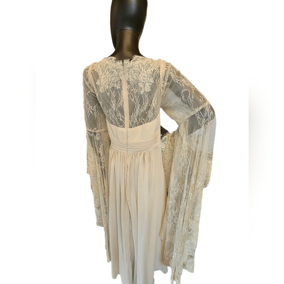 NWT - A-Line Square Neck Full Sleeve Wedding Gown - Picture 3 of 5